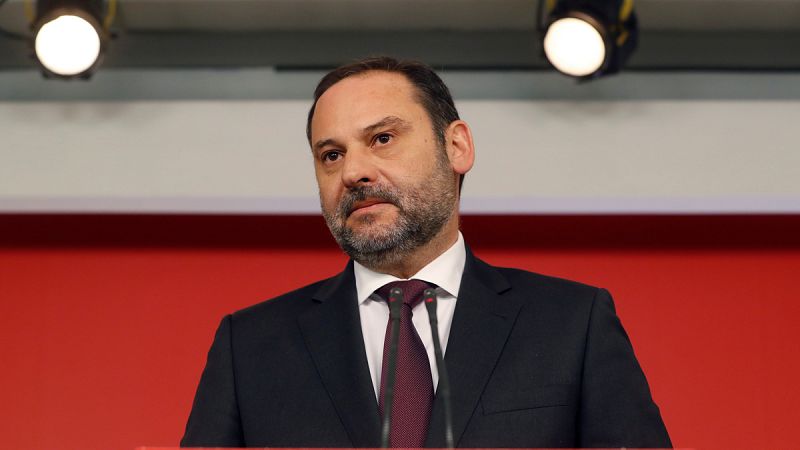 El PSOE no descarta ningún tipo de debate y pregunta "a las derechas" que "quién es el líder que los representa"