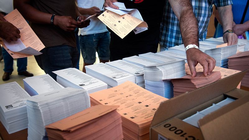 Cuatro de cada diez votantes están indecisos y otras claves del CIS para entender qué piensan los españoles ante el 28A