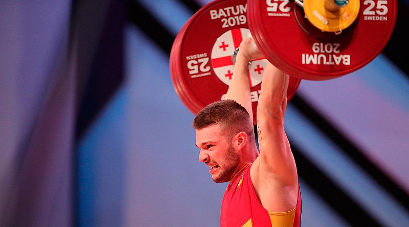 David Sánchez estrena el medallero español con un bronce europeo en dos tiempos