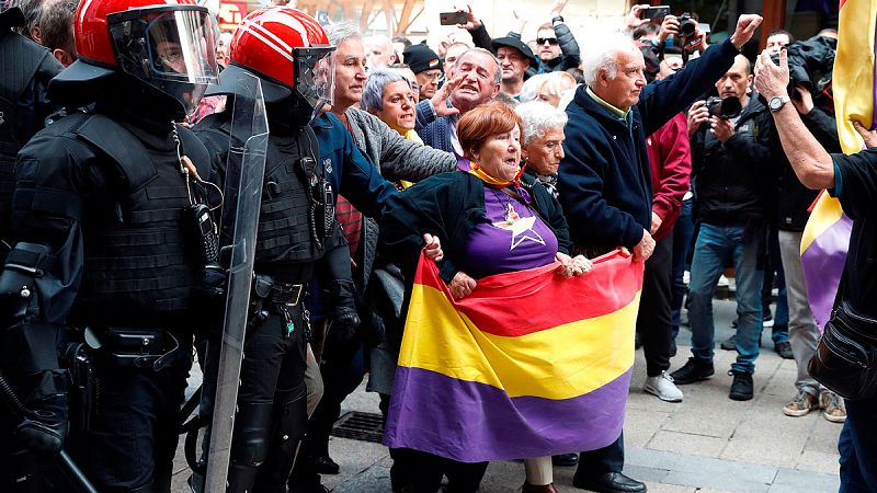Incidentes, tensión y bloques enfrentados en los primeros pasos de una campaña muy dura y bronca