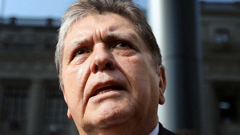 Muere el expresidente peruano Alan García tras dispararse cuando iba a ser detenido por supuesta corrupción