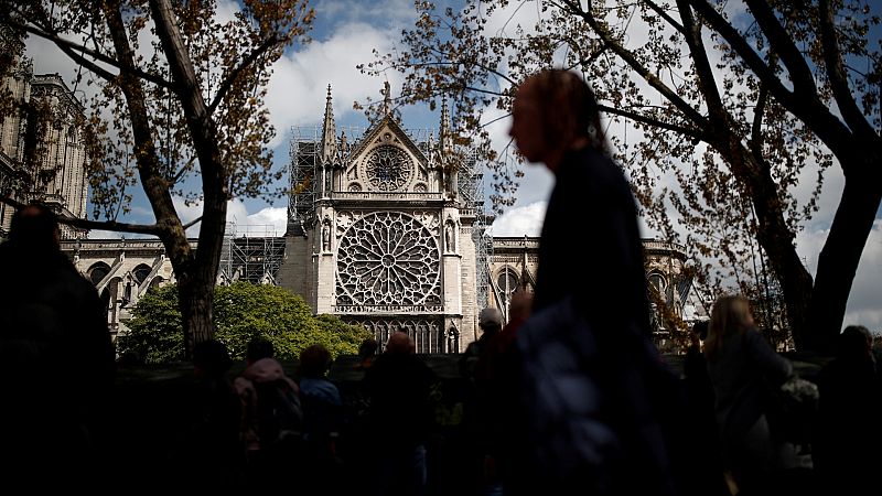 Francia lanzará un concurso internacional de arquitectos para la reconstrucción de la aguja de Notre Dame