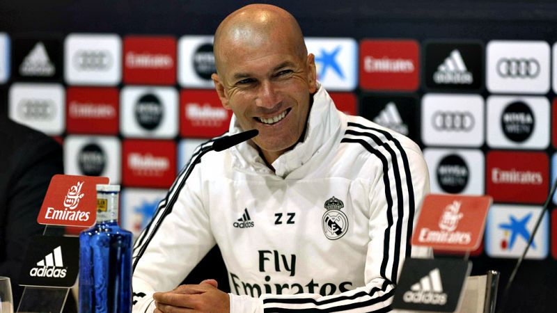 Zidane, sobre los fichajes: "El Madrid siempre busca a los mejores y sé lo que quiero"