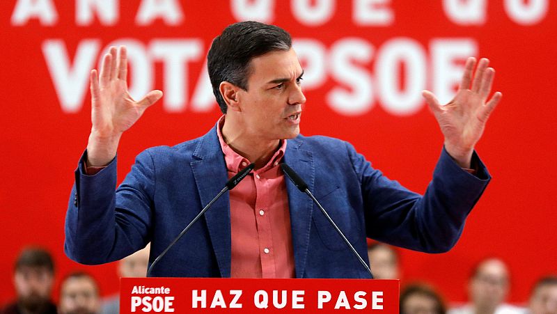 Sánchez pide el voto a quienes creían que Cs era de "centro" e Iglesias advierte contra un pacto PSOE-Ciudadanos