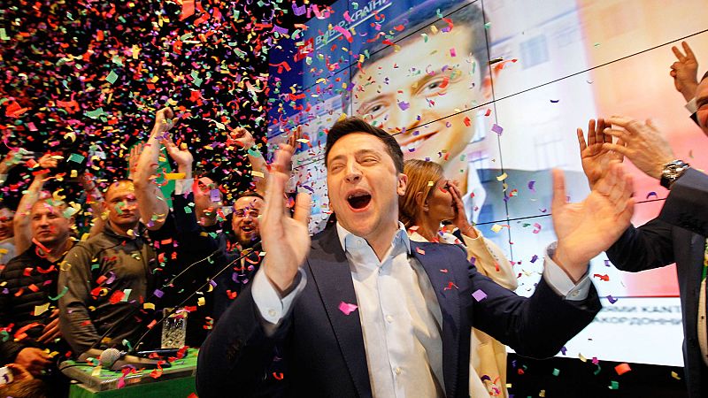 El cómico Zelenski gana las elecciones presidenciales en Ucrania con la mayor victoria desde la independencia
