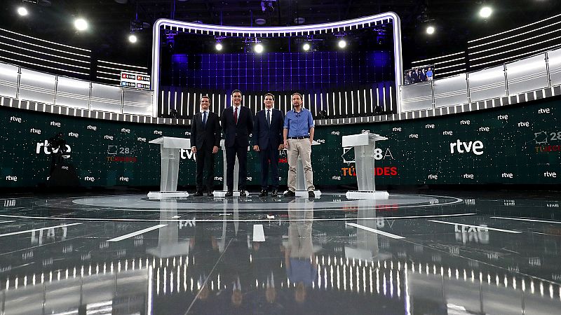 El debate a cuatro se convierte en un dos contra uno por Cataluña, los indultos y la corrupción