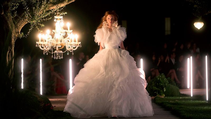 Marchesa lleva el glamur de Hollywood a Barcelona