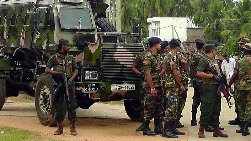 Al menos 16 muertos en una operación contra los sospechosos de los atentados en Sri Lanka