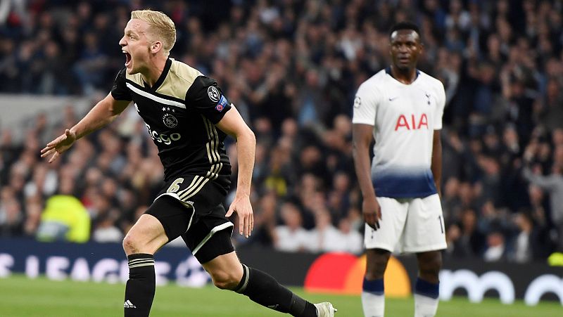 El Ajax toma ventaja ante un Tottenham que sigue vivo
