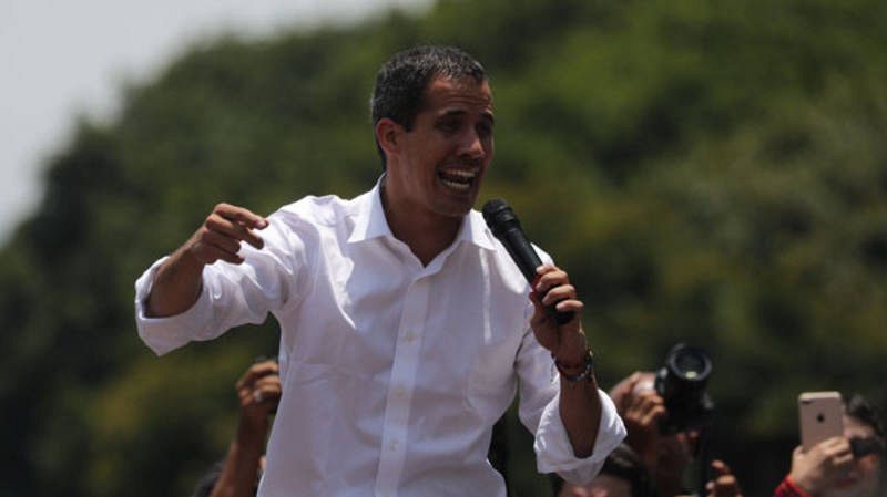 Guaidó llama a sus seguidores a sostener la "presión" en las calles para mantener la atención internacional