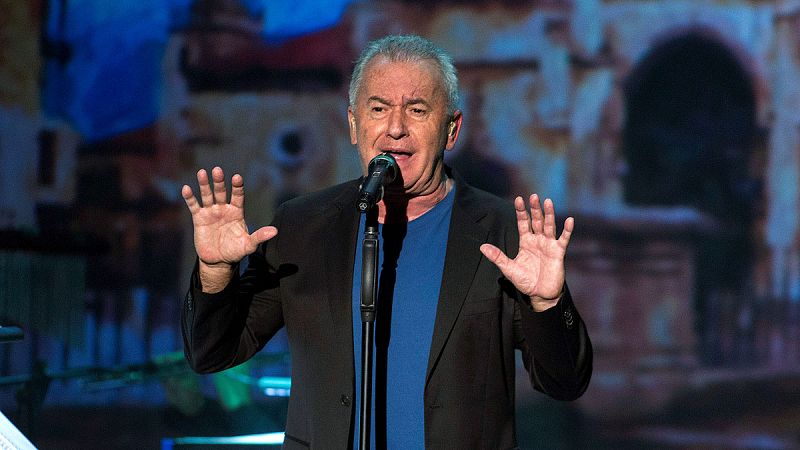 Víctor Manuel: "Si no tuviese la necesidad de escribir canciones dejaría de cantar"