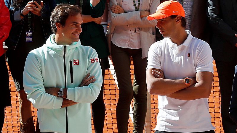 Duelo de leyendas: Federer vuelve tres aos despus a la tierra de un renqueante Nadal