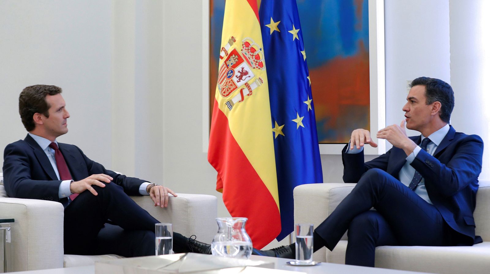 Casado pide a Sánchez que evite a los independentistas y sugiere a Ciudadanos que facilite la investidura