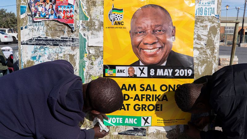 El Congreso Nacional Africano pugna por mantener el gobierno en Sudáfrica 25 años después de Mandela