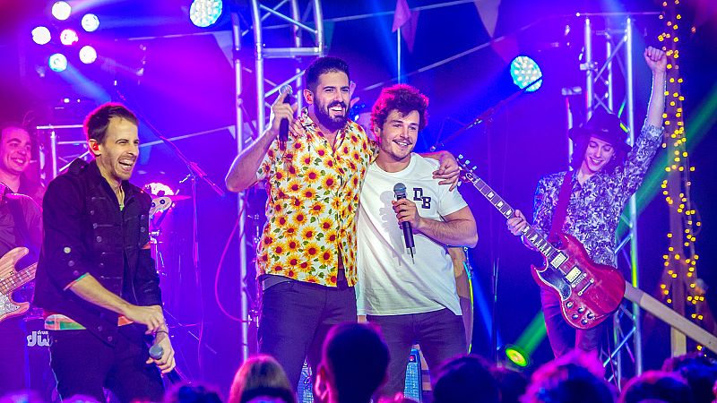 Miki canta con Alfred, Taburete y sus artistas favoritos en 'Miki y amigos'