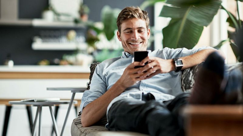 Los jóvenes españoles se van de casa a los 29 años, 11 más tarde que los suecos