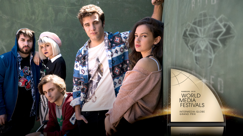 'Bajo la red', premiada con un Globo de Oro en el World Media Festival de Hamburgo