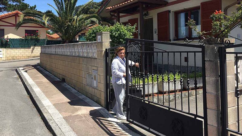 Más de 20 años bajo amenaza de derribo en una urbanización de Cantabria: "Con cada sentencia te echabas a llorar"