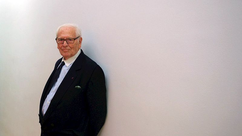 Pierre Cardin: "Como puedes ver, existo"
