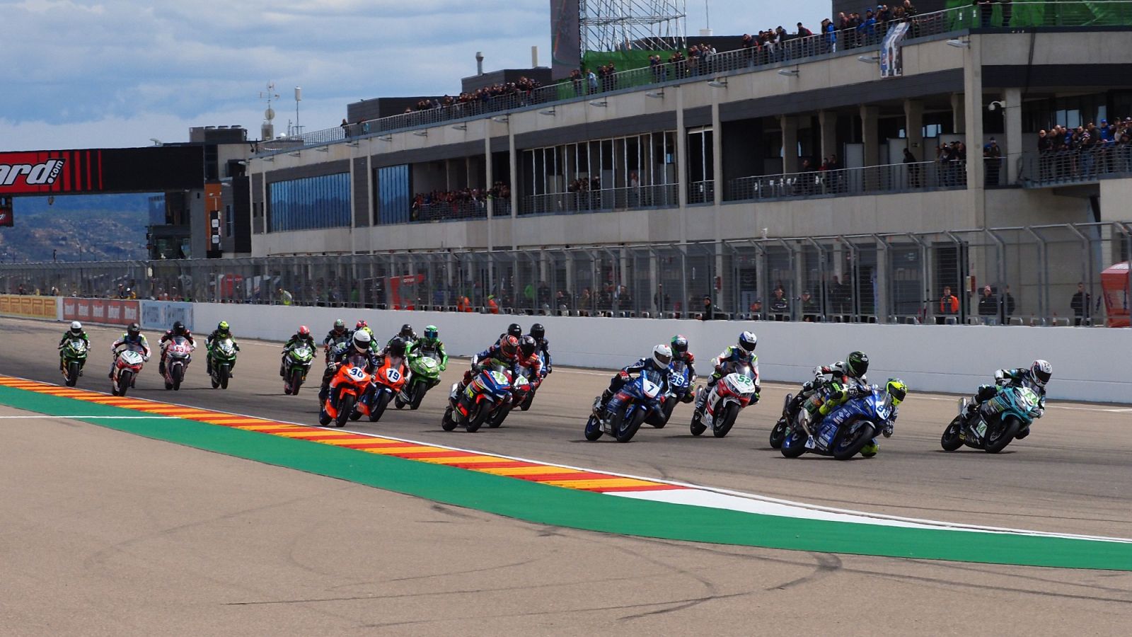 Jerez acoger� dos carreras de Supersport 300