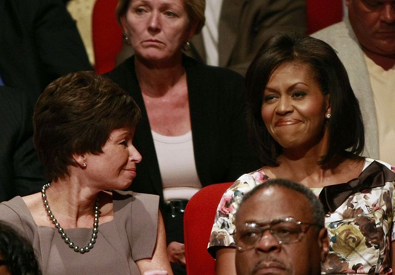 Obama designa a Valerie Jarrett como su principal asesora, según la cadena ABC