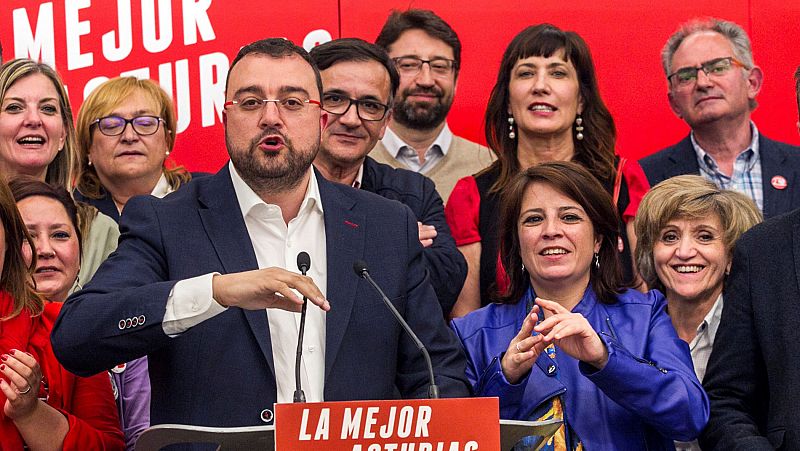 El PSOE gana ampliamente en Asturias y podrá sumar mayoría absoluta con Podemos a pesar de su caída