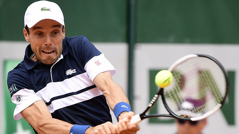 Bautista y Verdasco alcanzan la segunda ronda; Feliciano y García López dicen adiós a París