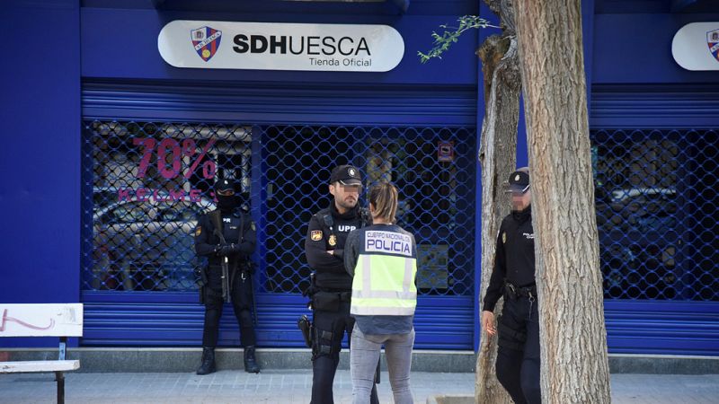 Directiva y jugadores del Huesca comparecen en comisaría por los supuestos amaños