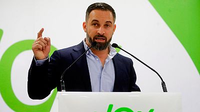 Abascal advierte a Ciudadanos y PP: "No puede haber gobiernos alternativos si no hay di�logo pol�tico con Vox"