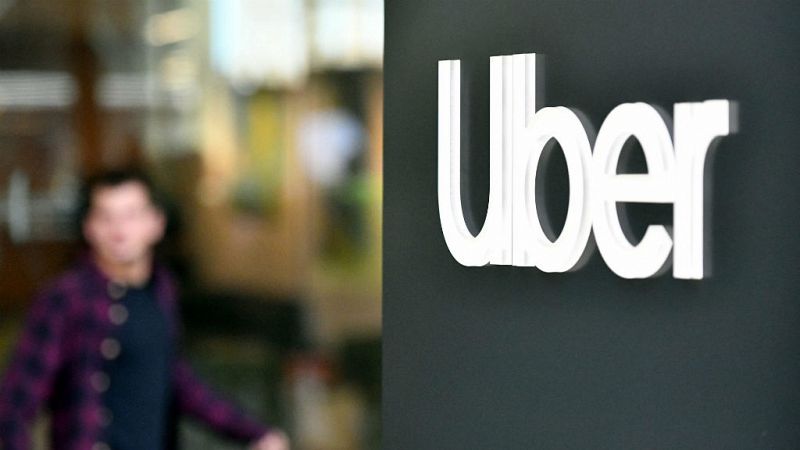 Uber suspende su servicio en Valencia