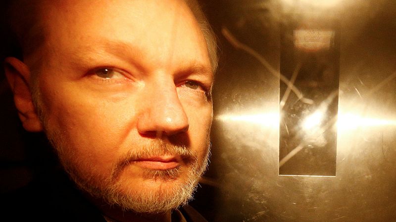 Assange presenta síntomas de "tortura psicológica", según el relator de la ONU