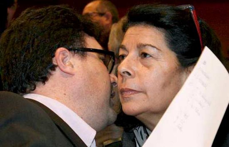 IU apura la negociación entre cinco candidatos, con dos nuevos nombres