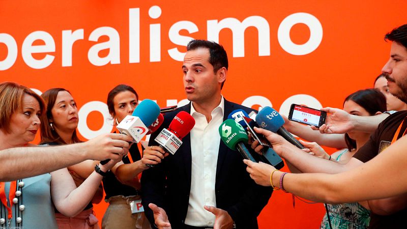 Aguado asegura que solo negociará con el PP y descarta que Ciudadanos apoye a Carmena o Gabilondo