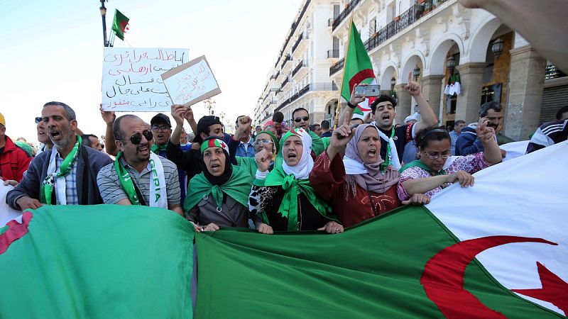 El Consejo Constitucional argelino anuncia la "imposibilidad" de celebrar presidenciales tras rechazar las dos únicas candidaturas
