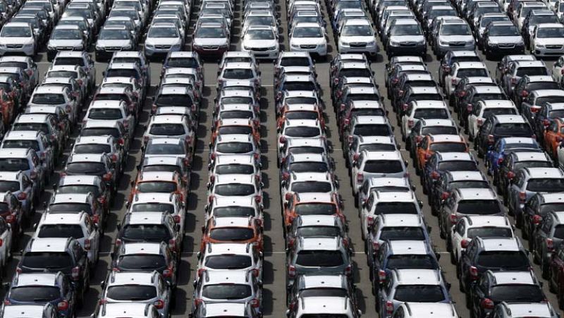 Las ventas de coches vuelven a caer en mayo y descienden un 5,1% en lo que va de año