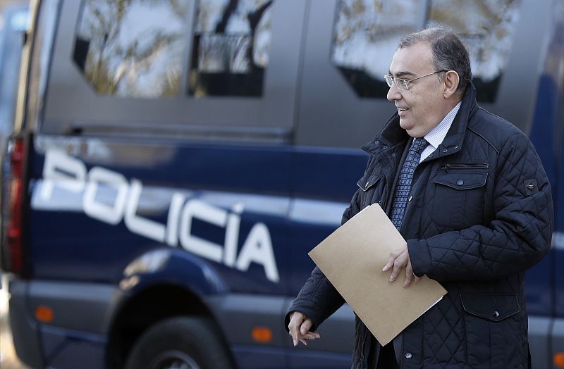 El comisario García Castaño dio al número dos de Interior los móviles clonados de Bárcenas