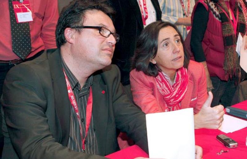 La Asamblea de Izquierda Unida se cierra con un compromiso de refundación y sin coordinador