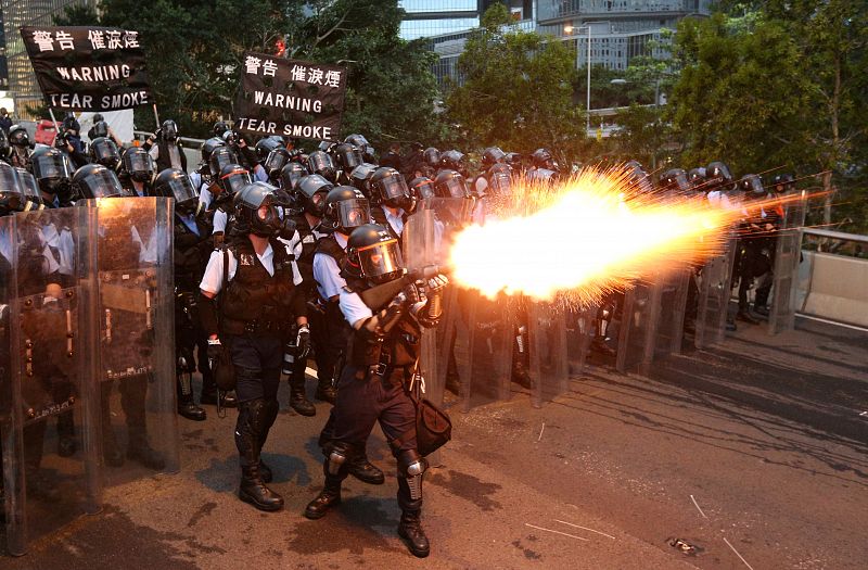 Hong Kong suspende la polémica ley de extradición ante las multitudinarias protestas en la calle