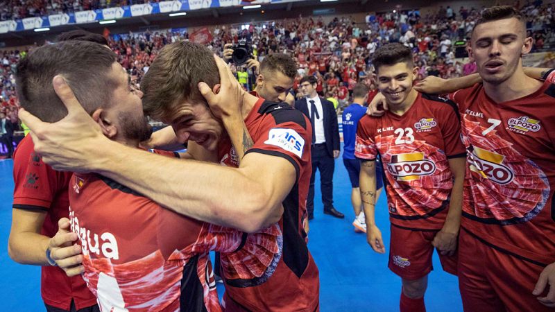 ElPozo vence al Barça en los penaltis y acaricia el título