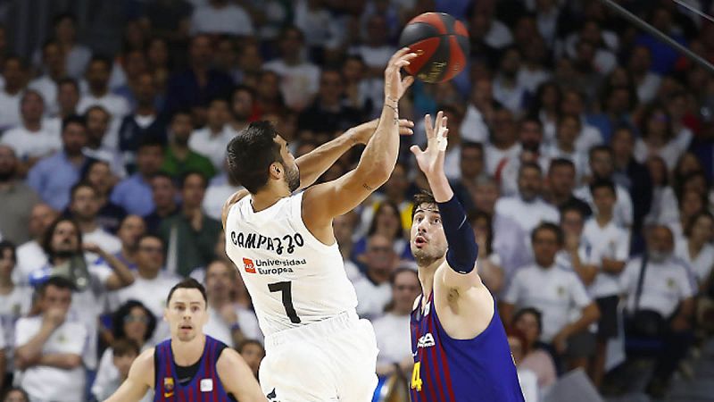 El Real Madrid barre al Barça del Palacio de los Deportes