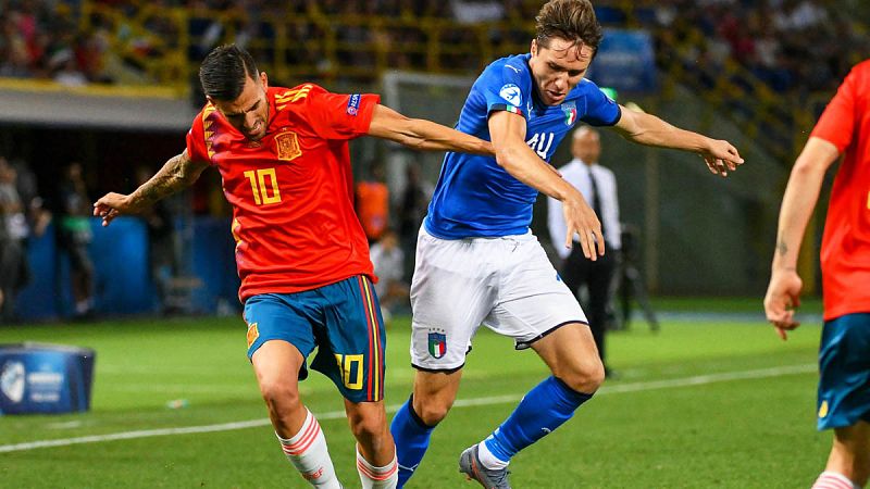 España pudo arrasar a Italia en la primera parte y acabó goleada
