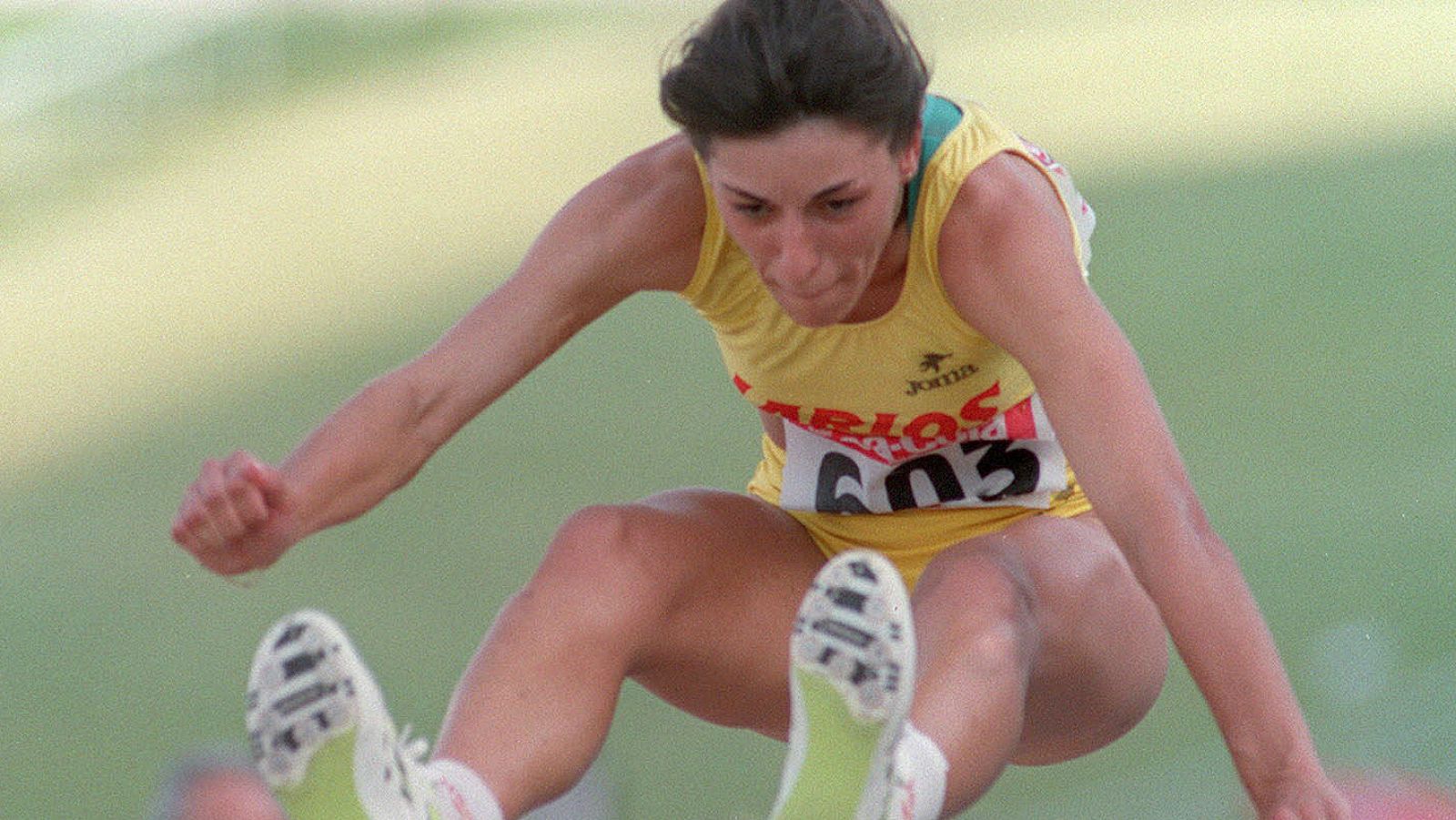 La exatleta palentina Conchi Paredes, que fue diecisiete veces campeona de España de triple salto, ha fallecido a la edad de 49 años tras una larga enfermedad, informó este sábado la Federación Española.
