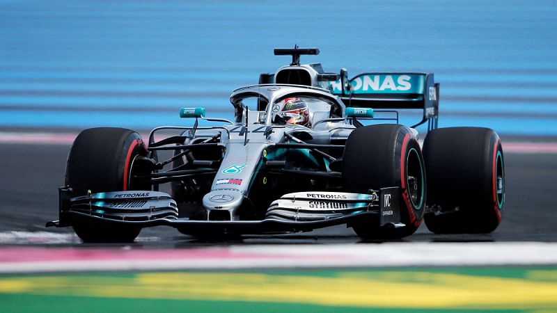 Hamilton consigue su tercera 'pole' de la temporada y Carlos Sainz saldrá sexto