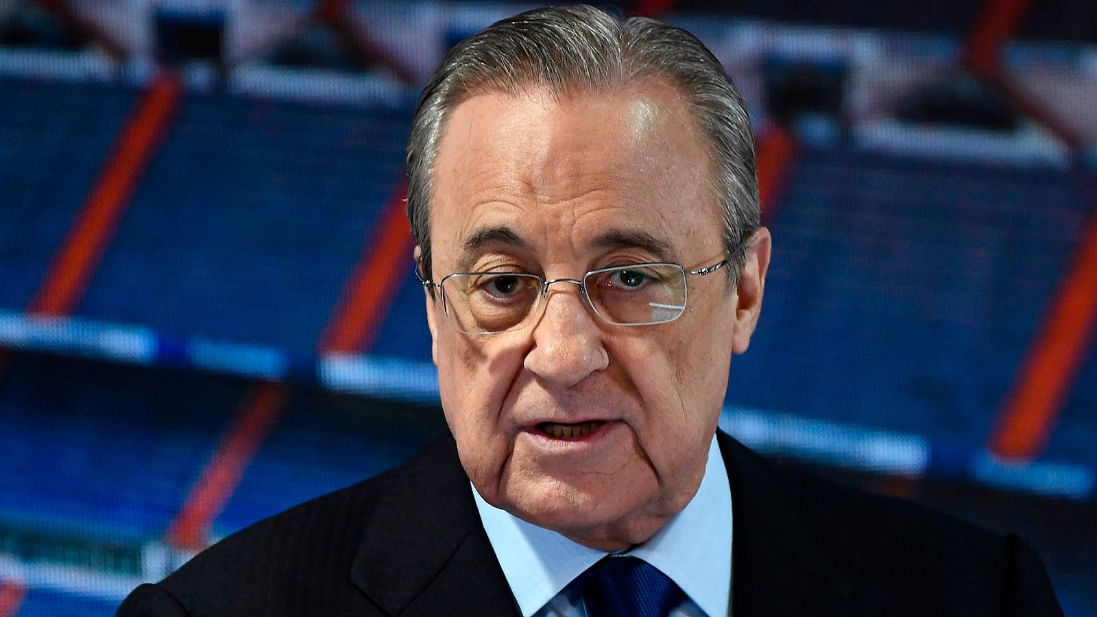 El Real Madrid está trabajando para tener un equipo en la Primera División femenina. El club blanco tiene prácticamente cerrardo un acuerdo para absorber al CD Tacón.