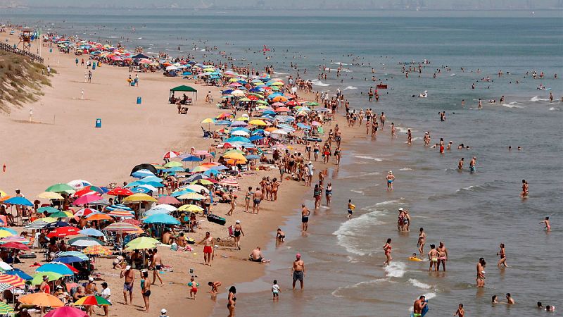 Cinco detenidos por abuso sexual a una mujer en una playa nudista valenciana