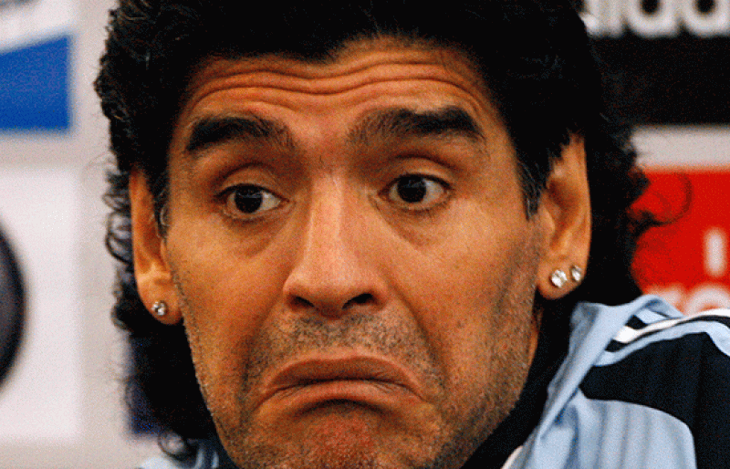 Maradona: "No me muero si Butcher no me da la mano"