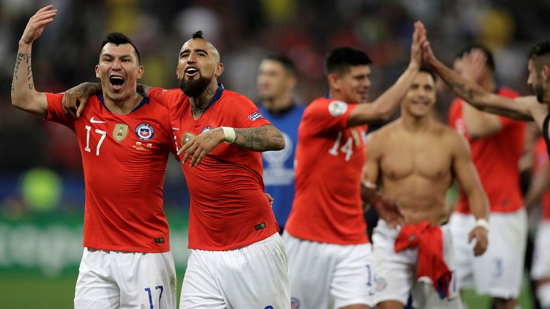 Chile supera a Colombia y avanza a las semifinales en los penaltis