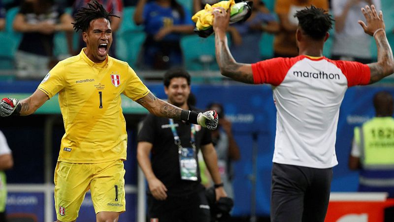 Gallese se redime ante Uruguay y lleva a Perú a las semifinales