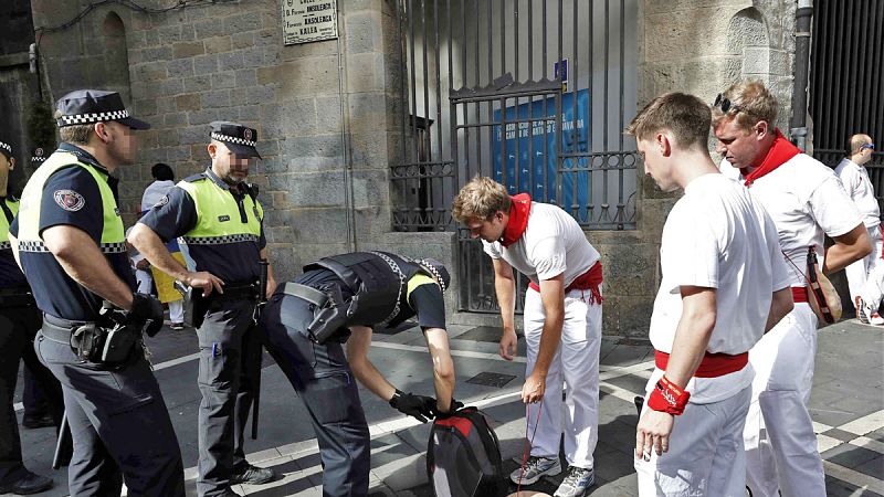 Policía a caballo entre los más de 2.600 agentes que velarán por la seguridad en los Sanfermines