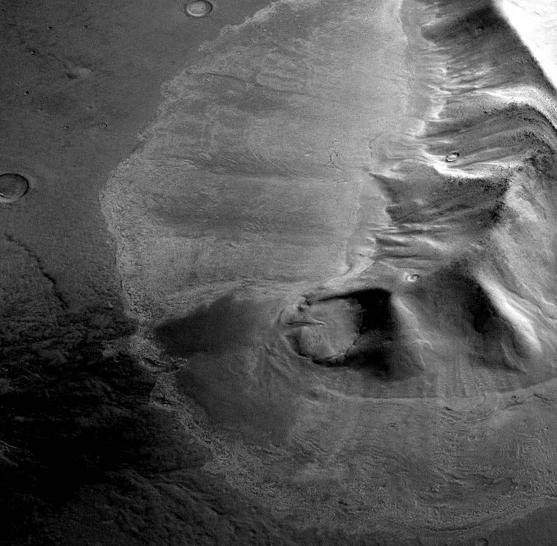 El hallazgo de inmensos glaciares en Marte abre la puerta a misiones habitadas